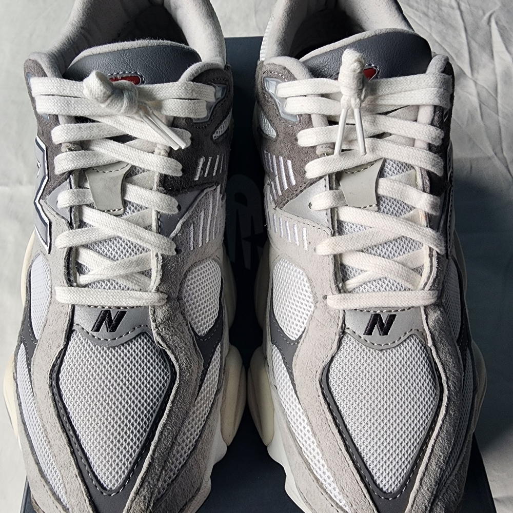 New Balance White and Gray Men's Sneakers